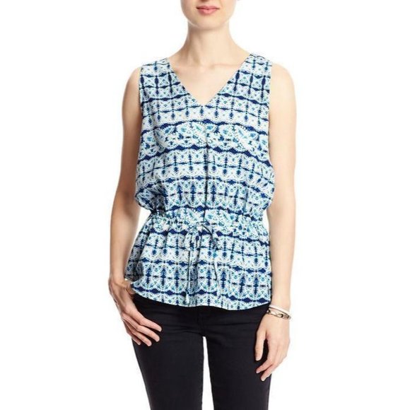 "BANANA REPUBLIC" RED & WHITE GEO V-NECK TANK TOP SHIRT BLOUSE SIZE: XL NWT - Picture 2 of 5